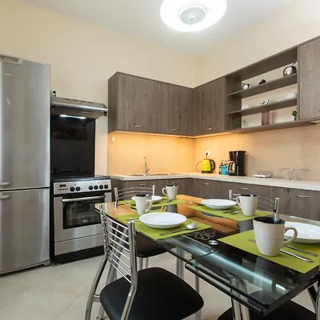 Afroditi's House Ferienhaus Ýpsos