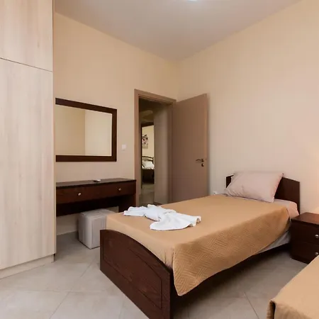 Afroditi's House Ferienhaus *