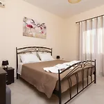 Afroditi's House * Ипсос